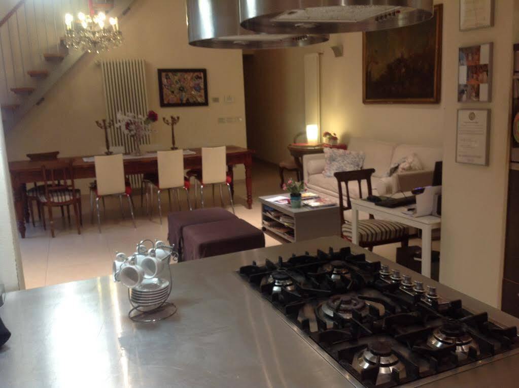 Casa Ilaria Bed & Breakfast Bologna Ngoại thất bức ảnh